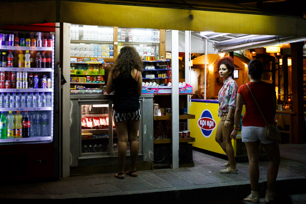 Night-time Kiosk Stop